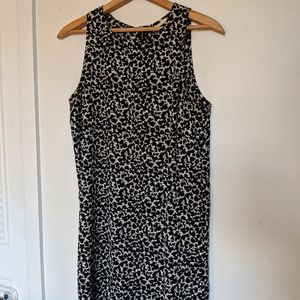 2 FOR $30 ✨ b&w print shift dress